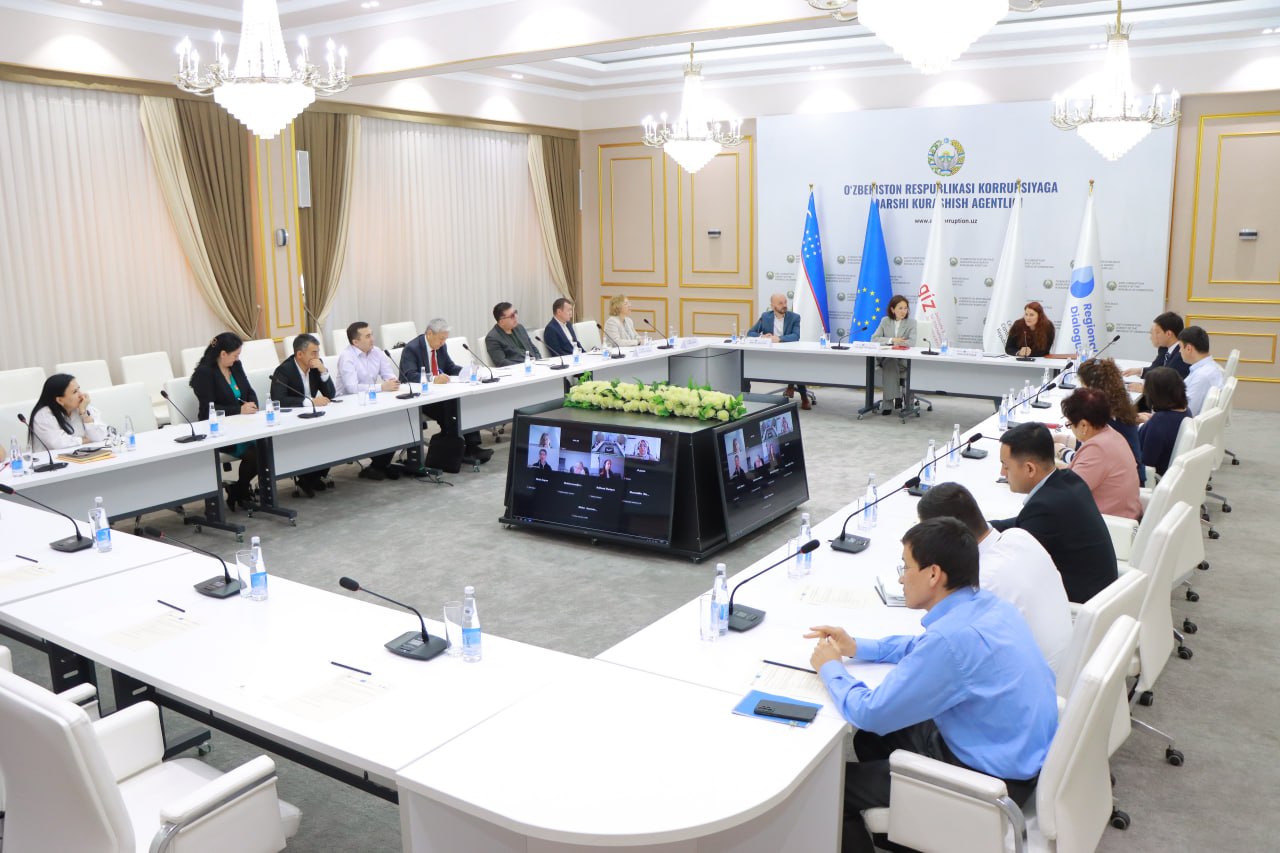 Инклюзив ёндашув асосида коррупцияга қарши курашиш натижалари ва истиқболдаги режалар муҳокама қилинди