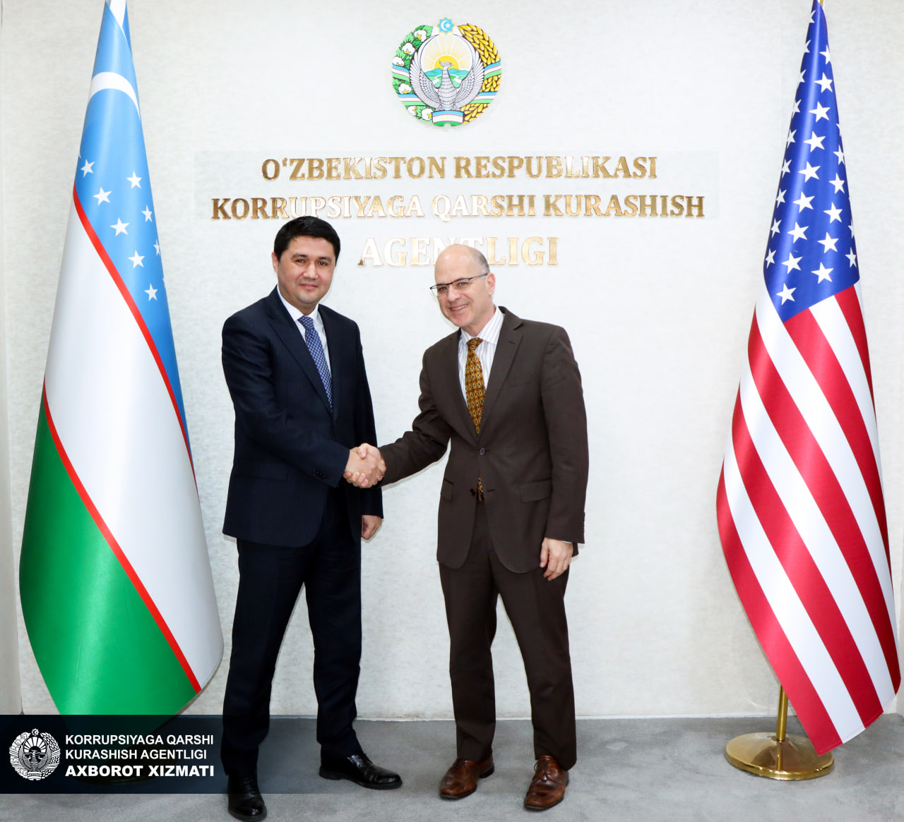 Коррупцияга қарши курашиш агентлиги директори АҚШнинг Ўзбекистондаги элчисини қабул қилди