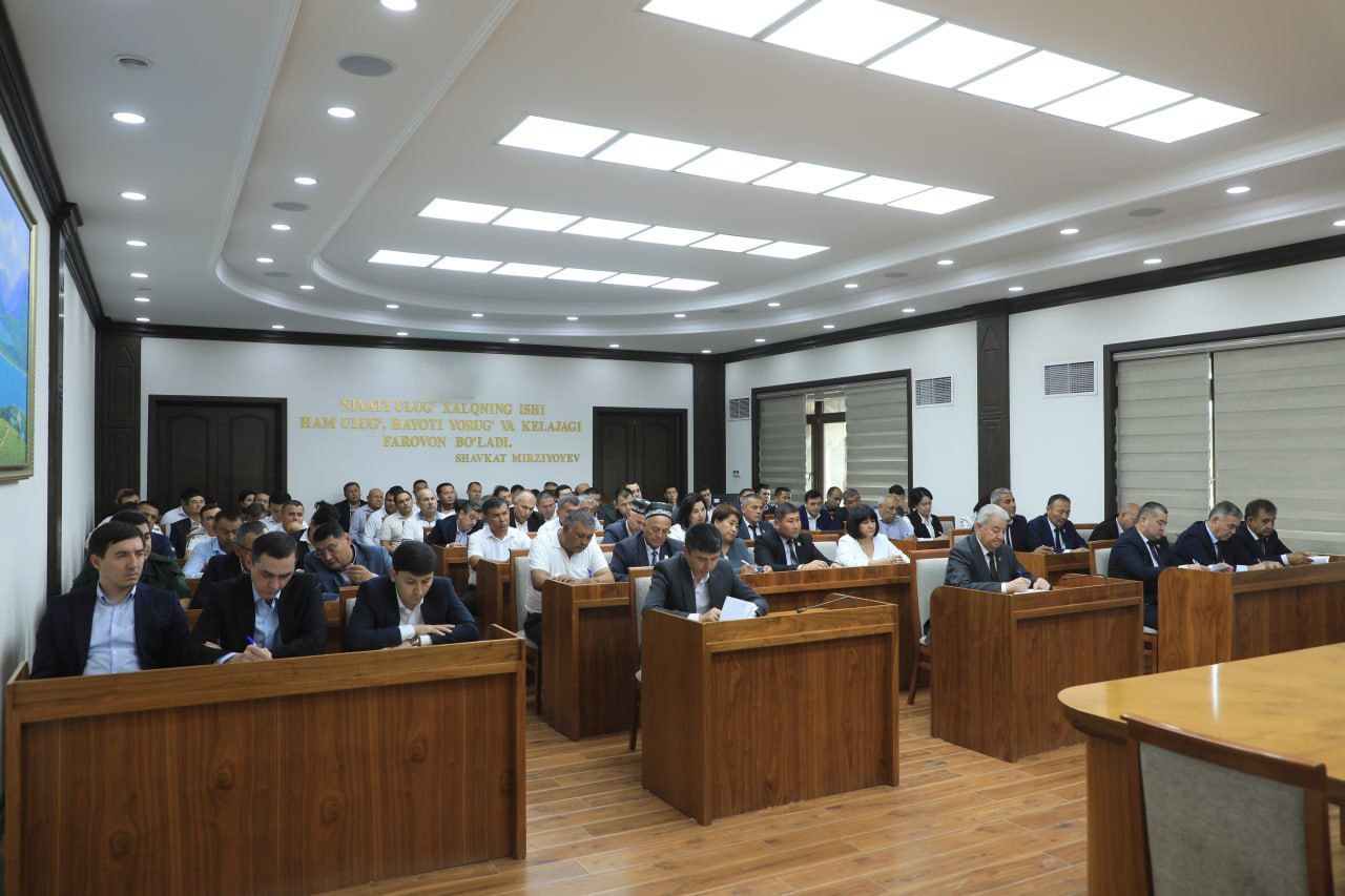 Сурхондарё вилоятида коррупцияга қарши курашиш борасидаги ишлар танқидий кўриб чиқилди