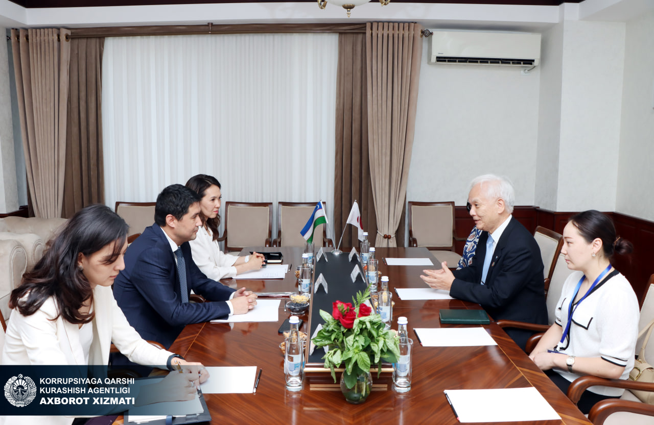 Халқаро кузатувчи билан учрашув ташкил этилди